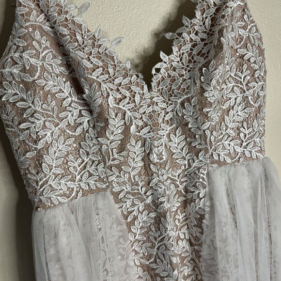 Aidan Mattox tulle-paneled guipure lace gown Prom Dress bride bridal size 6 - Picture 7 of 13